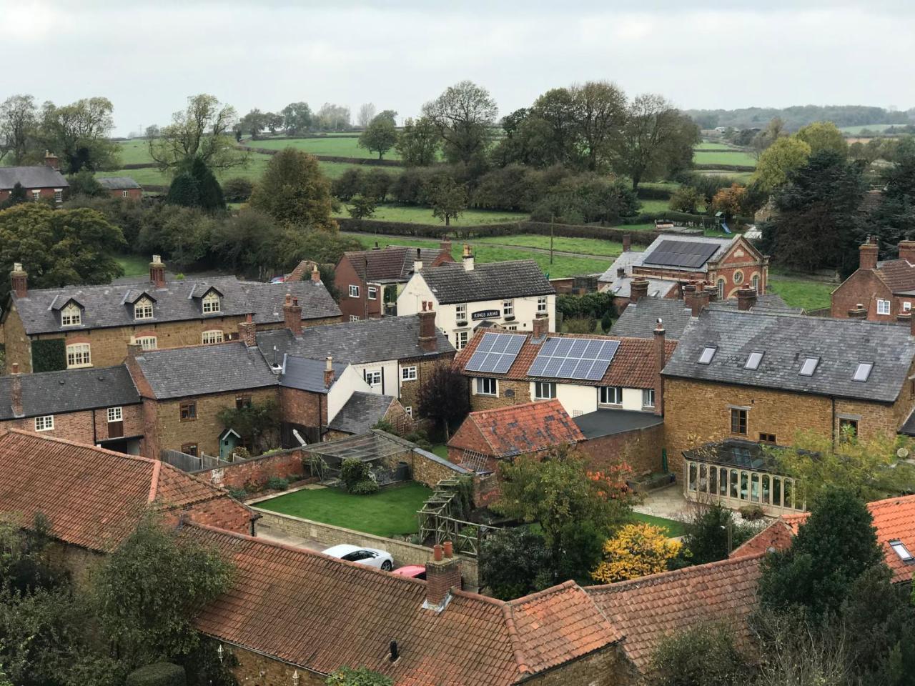 The Kings Arms Bed & Breakfast Melton Mowbray Dış mekan fotoğraf