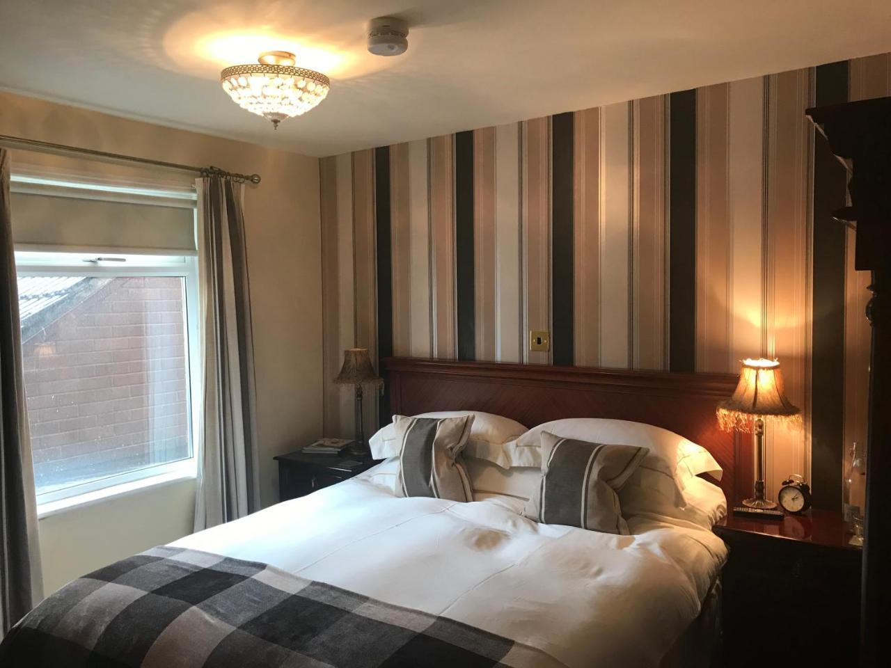 The Kings Arms Bed & Breakfast Melton Mowbray Dış mekan fotoğraf