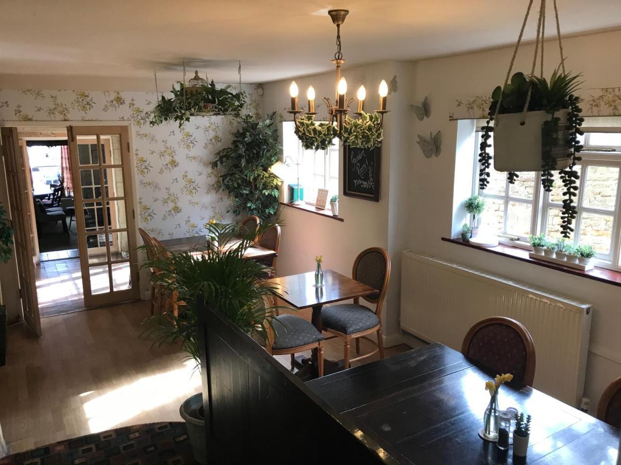 The Kings Arms Bed & Breakfast Melton Mowbray Dış mekan fotoğraf